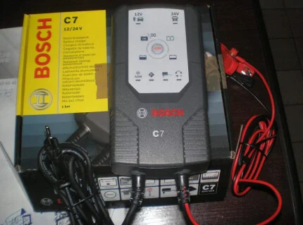 Аккумуляторное зарядное устройство с режимом AGM