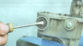 Замена сальника штока в коробке передач Ланос и Нексия