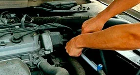 Почему дергается авто?