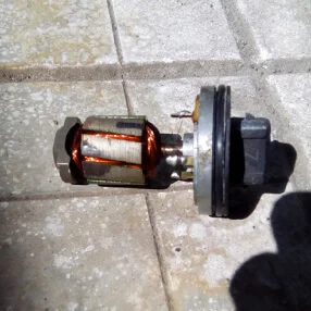 Обрыв электрической цепи на регуляторе холостого хода Обрыв электро цепи на РХХ