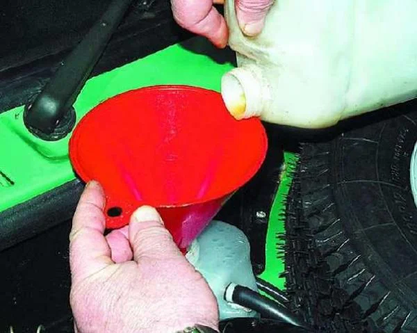 заливаем новую жидкость