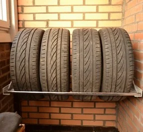 Хранение резины на балконе