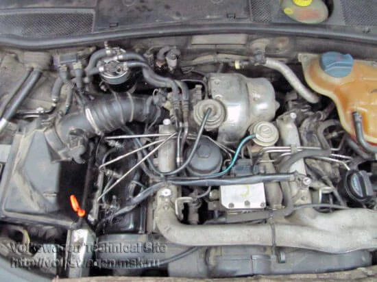 Replacing the Timing Belt and Injection Pump Belt on Audi A6 2.5 TDI V6