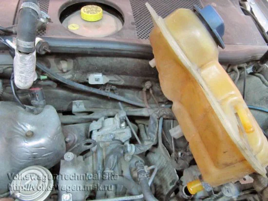 Replacing the Timing Belt and Injection Pump Belt on Audi A6 2.5 TDI V6