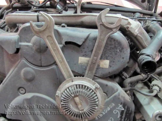 Replacing the Timing Belt and Injection Pump Belt on Audi A6 2.5 TDI V6