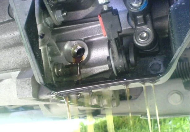 Замена масла в МКПП на Ford Focus 2