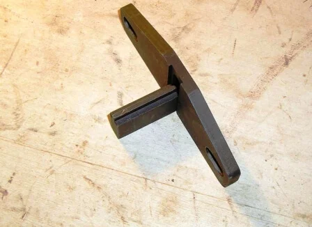 фиксатор коленвала на Форд Фокус 2 Фиксатор коленвала Форд Фокус 2