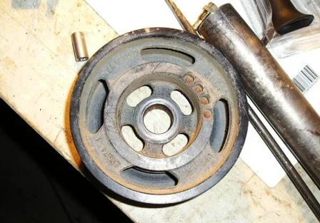 шкив коленвала Форд Фокус 2 Шкив коленвала Форд Фокус 2