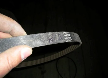 метка на ремне компрессора кондиционера Форд Фокус 2 Ремень компрессора кондиционера Форд Фокус 2