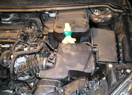 Клемма аккумулятора Форд Фокус 2