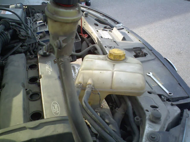 Замена ремня ГРМ на двигателе Zeteс 1,8 л. Ford focus