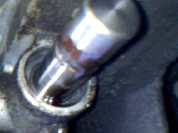 посадочное место сальника селектора коробки передач Форд Фокус 2 селектор коробки передач Форд Фокус 2