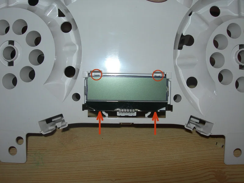 Табло бортового компьютера Форд Фокус 2