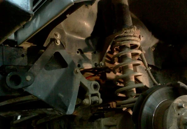 крепление редуктора ГУР