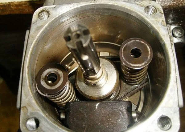 Плунжер клапана автомата опережения впрыска на дизельном ТНВД