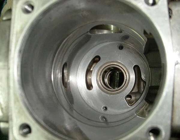 Рабочая стенка подкачного насоса