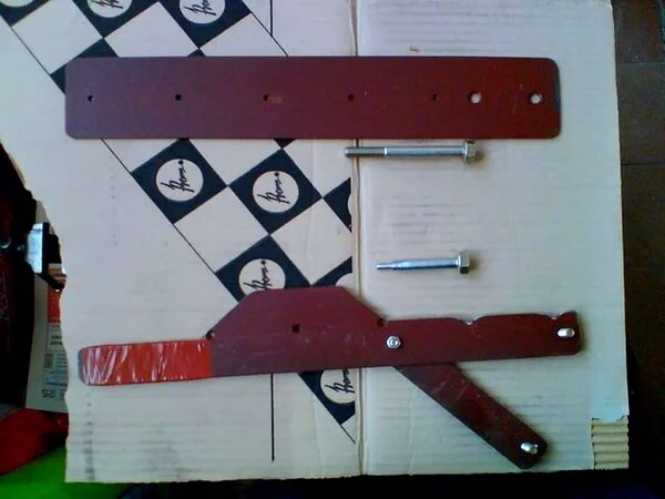 Держатель шкива коленвала Держатель шкива коленвала