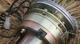 Проверка электромагнитной муфты вентилятора автомобиля BJ1044