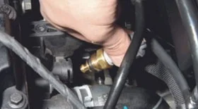 Датчик температуры охлаждающей жидкости (ДТОЖ) в Приоре и Калине