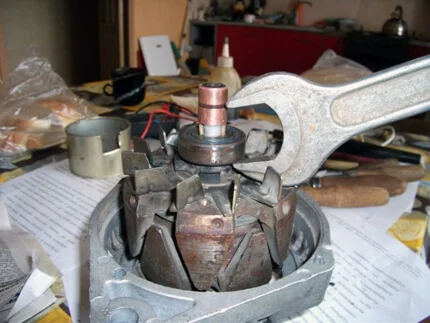 Контактные кольца генератора