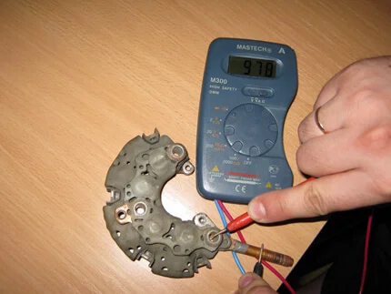 Проверка диодного моста мультиметром