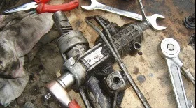 Как разобрать рулевую рейку