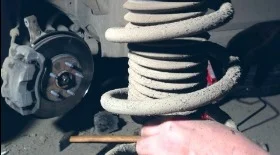 Замена амортизатора Chevrolet Aveo T300