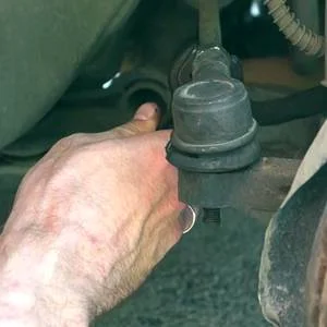 Замена рулевых наконечников Авео Т300