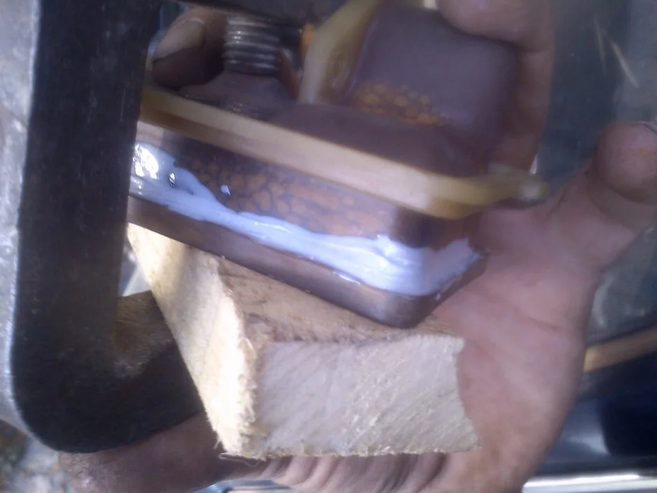 ремонт трещины бачка радиатора