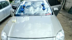 Замена лобового стекла Toyota Avensis