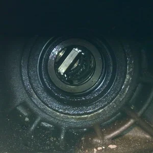 Замена сальников коробки Toyota Avensis