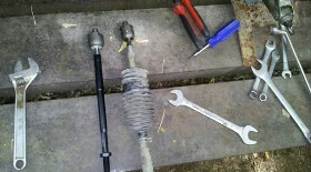 Замена рулевой тяги Toyota Avensis