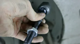 Замена рулевой тяги Toyota Corona/Caldina