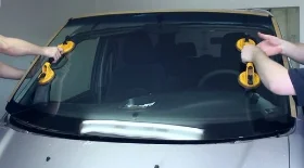 Замена лобового стекла Hyundai H-1 (Starex)