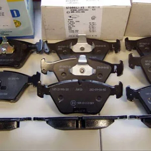 Тормозные колодки передние на ВАЗ 2110