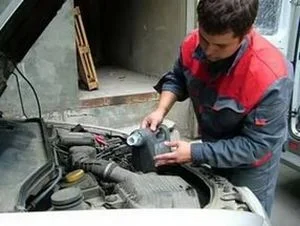 Периодичная замена моторного масла