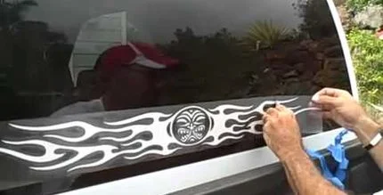 Наклейка на автомобиль