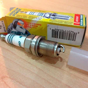 Свечи зажигания Denso IQ 20 Свечи зажигания Denso IQ 20