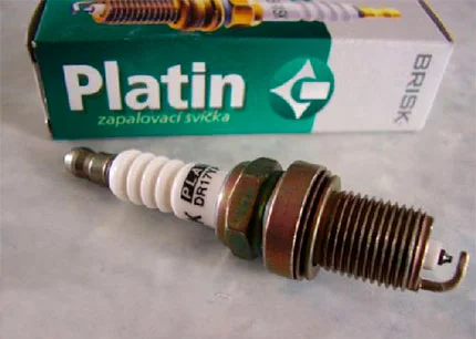Платиновые свечи зажигания PLATIN DR17Y-PP