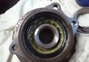 Смазывание ступичного подшипника