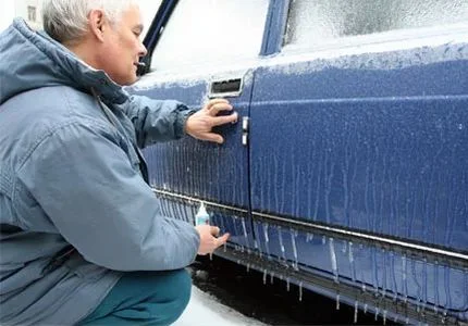 разморозка автомобильного замка Как разморозить автомобильный замок