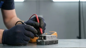 Lichtmaschinenregler prüfen: Anleitung und Diagnose