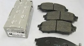 Тормозные колодки на Ниссан Альмера
