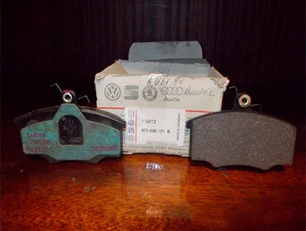 Колодки VAG 855698151B