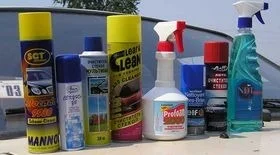 Очиститель для стекол автомобиля