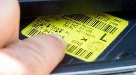 Маркировка фар автомобиля