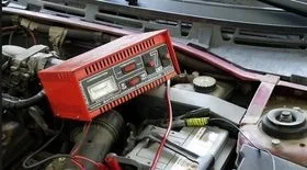 How to Correctly Charge a Car Battery