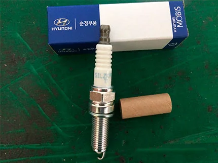 Свечи зажигания 1884410060