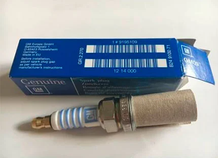 Свечи зажигания 1214000