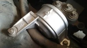 Замена правой опоры двигателя на Opel Zafira A (Z18XE)